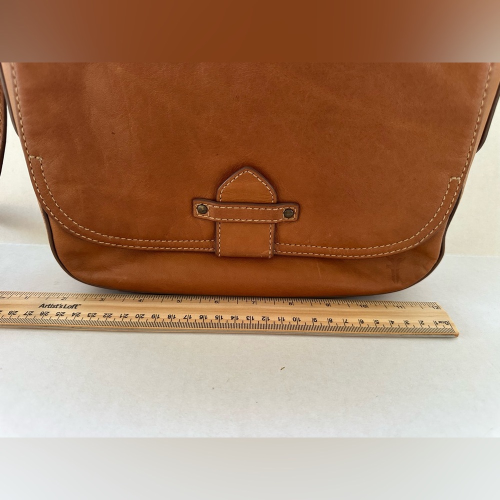 Frye Olivia Leather Crossbody Bag Messenger Saddle Style Purse - Picture 5 of 17
